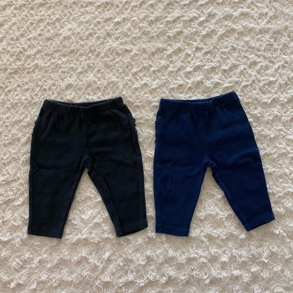 Carter’s bundle of 2 ruffle bottom pants